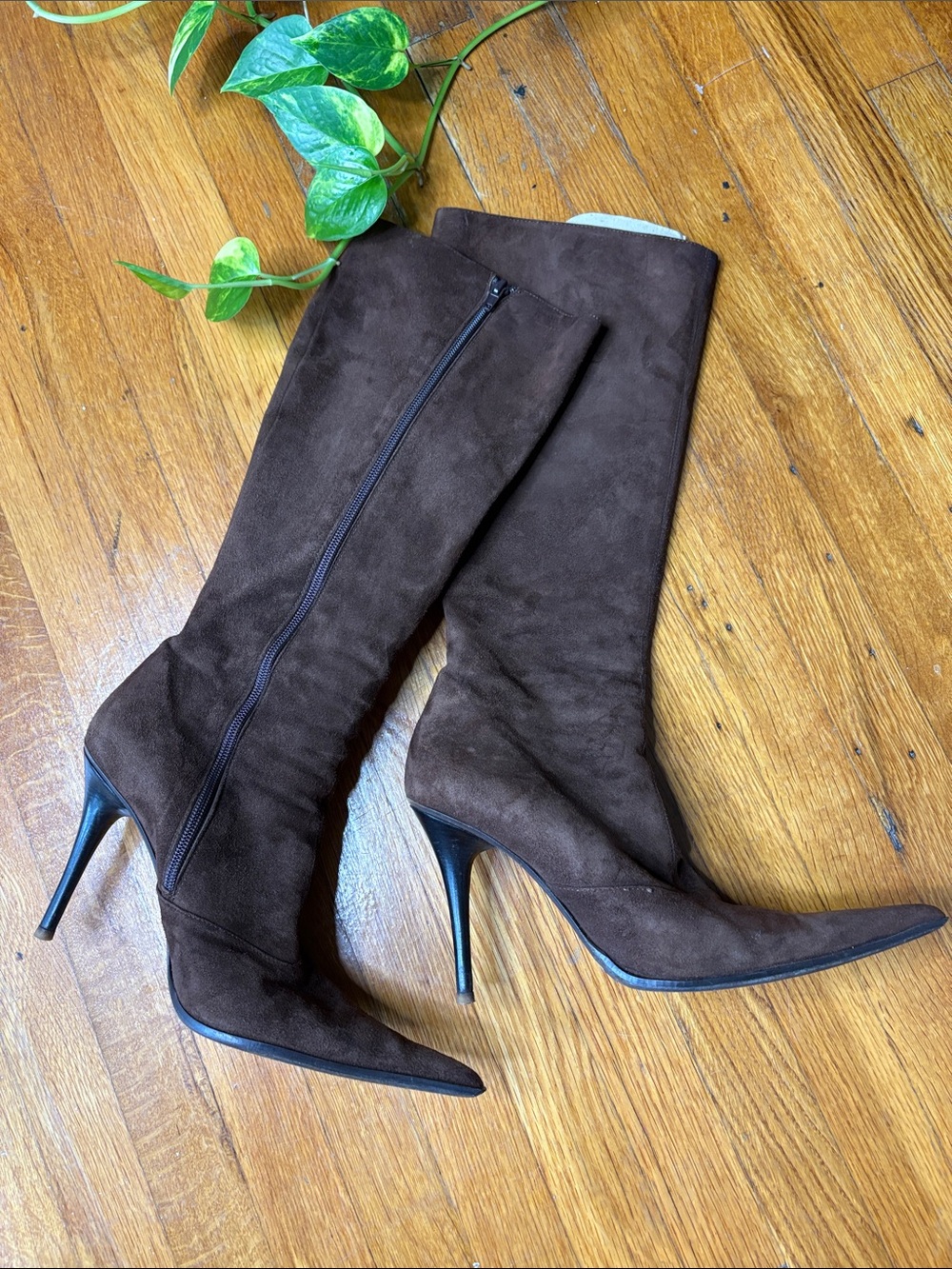 Women's Brown Suede Knee-High Stiletto Boots